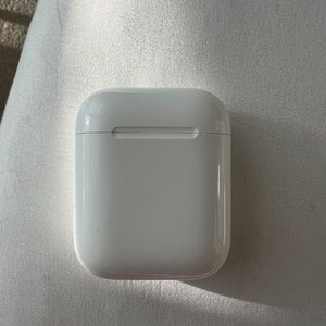 Apple AirPods gen 2